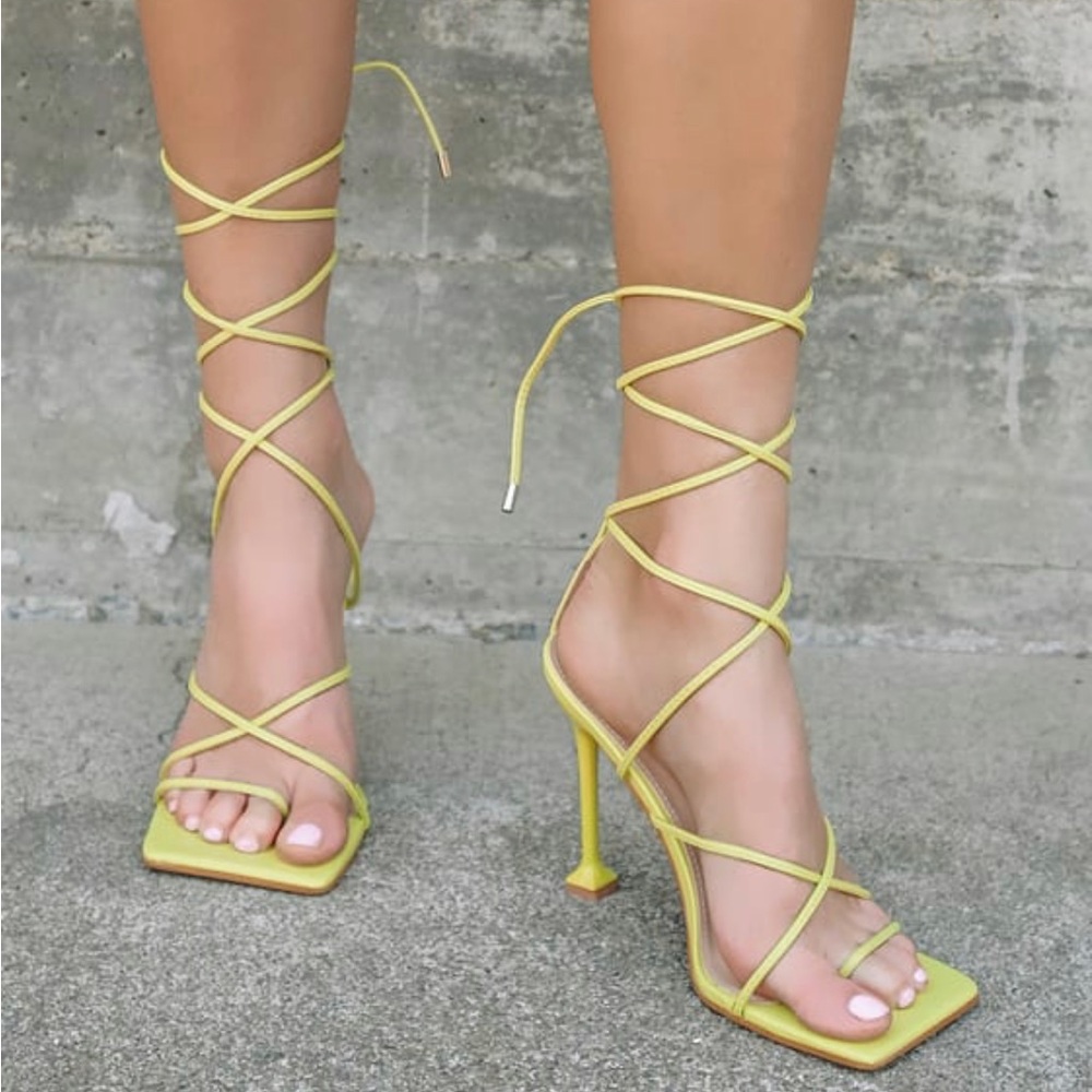 Lulus Mixx Shuz Lime Green Square Toe Lace Up‎ Heel